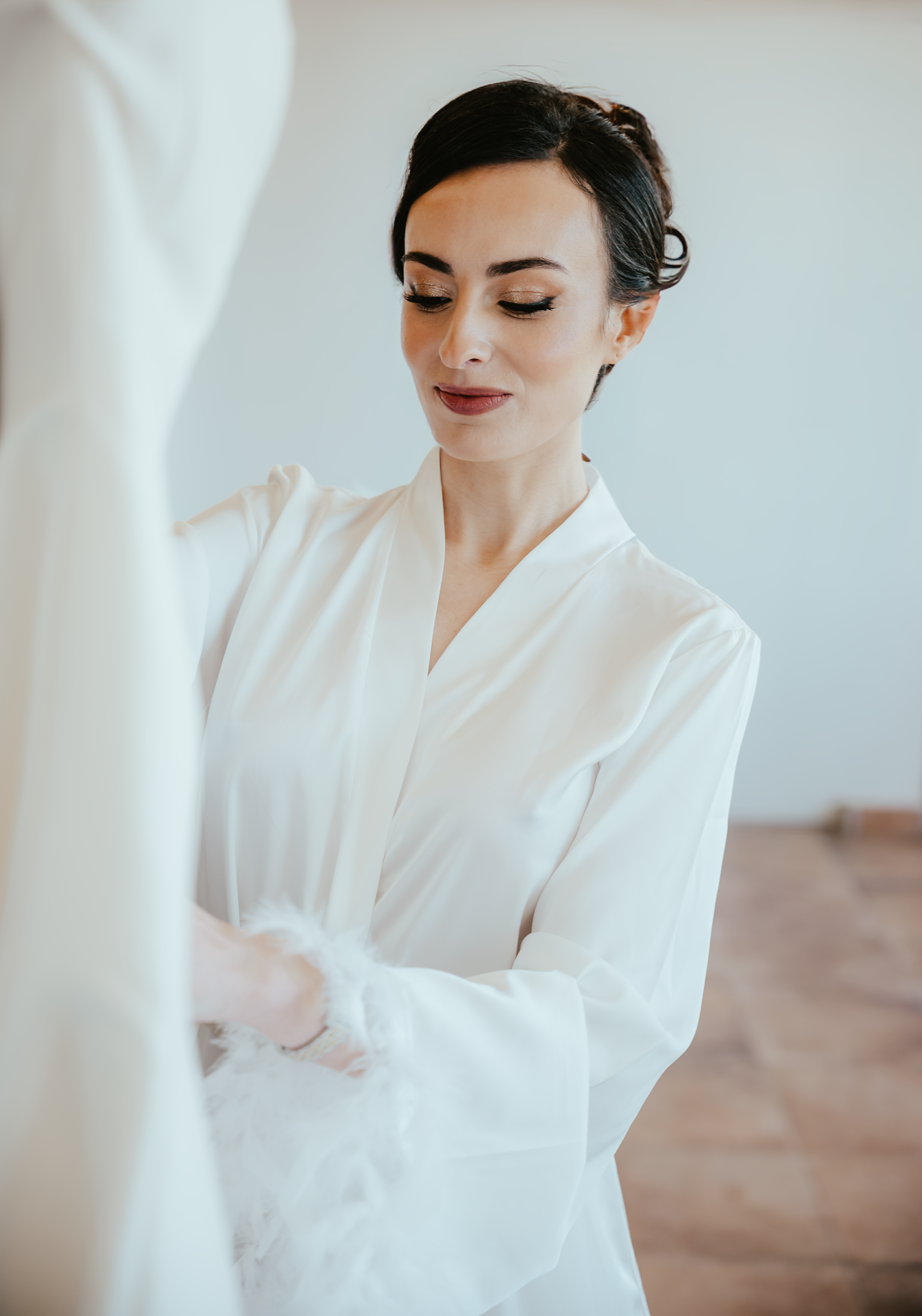 Maquillaje sofisticado para novia con acabado natural